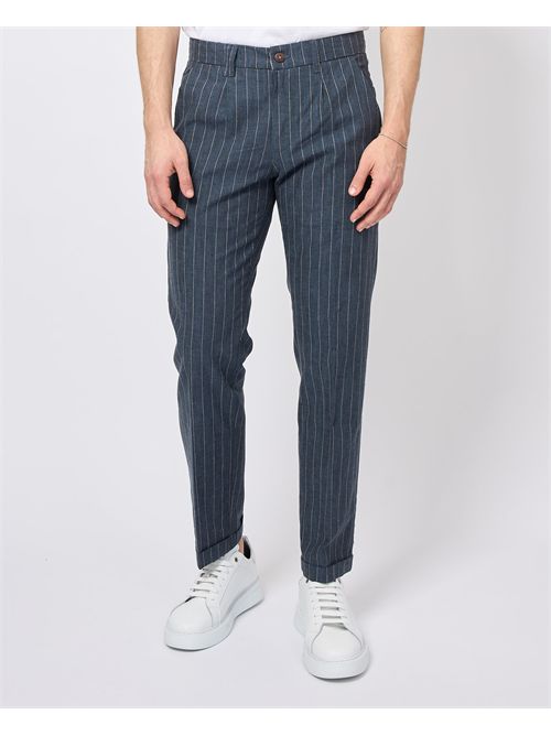 Pantalon homme Yes Zee à pinces et rayures YES ZEE | P660-KP002710